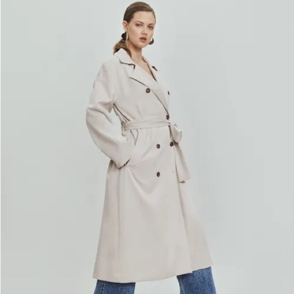 Reformation Kensington Trench - Picture 2 of 5